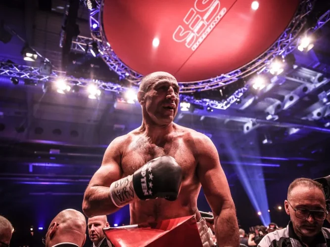 Arthur-Abraham-Robin-Krasniqi-15