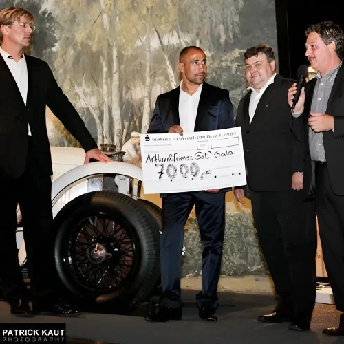 Arthur-friends-Golf-Gala